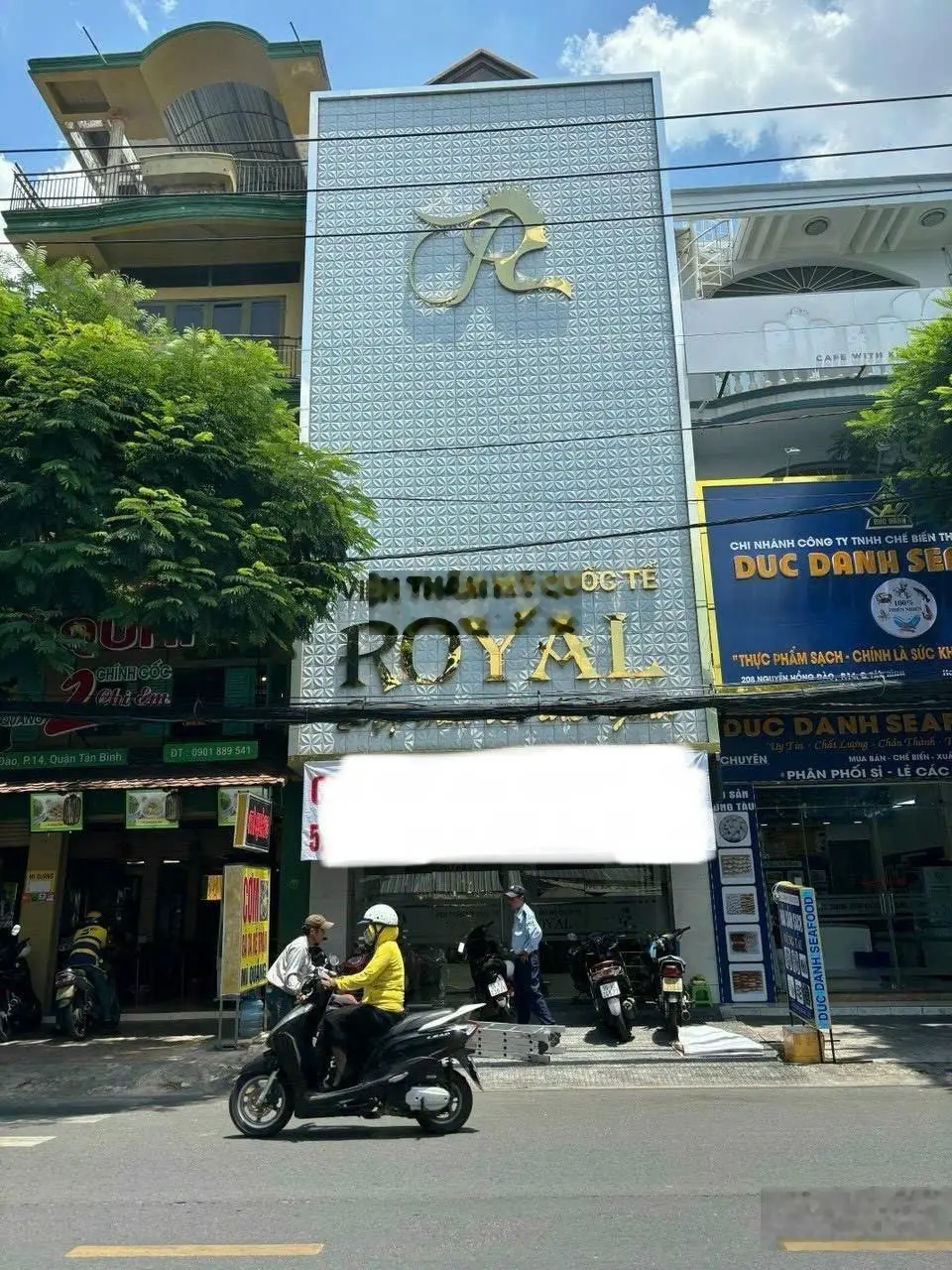 Nhà MT 210 Nguyễn Hồng Đào, P14, Quận Tân Bình. DT: 5,5x14m ( công nhận: 70m2 ) 4 lầu. Giá 20,4 tỷ
