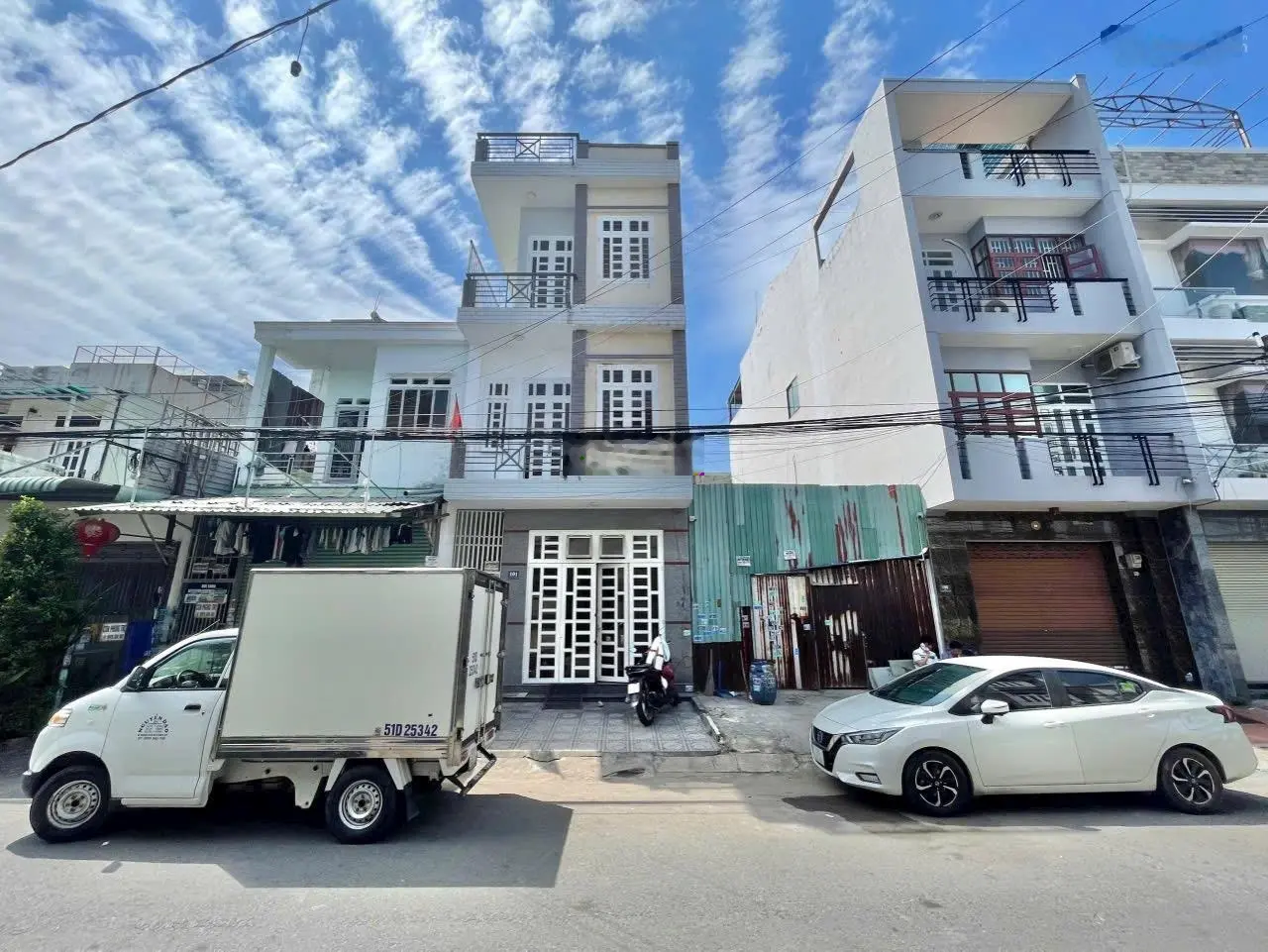 Đầu Tư Cực Tốt Bán Nhà Mặt Tiền KCN Sóng Thần Dĩ An, 9 Phòng, Thu Nhập 18-20 Triệu
