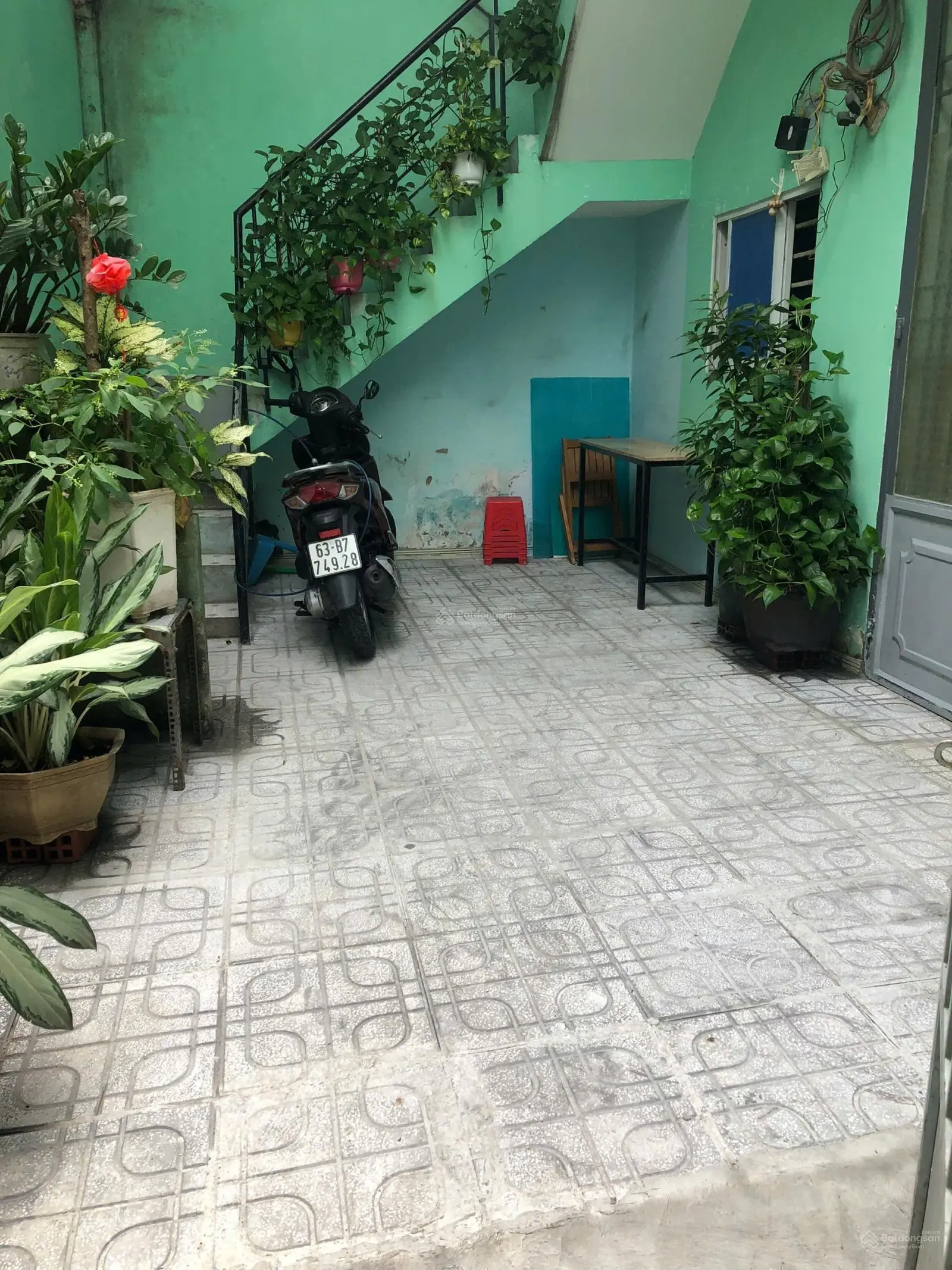 Nhà bán Phường 8, quận Gò Vấp, gần công viên Làng Hoa