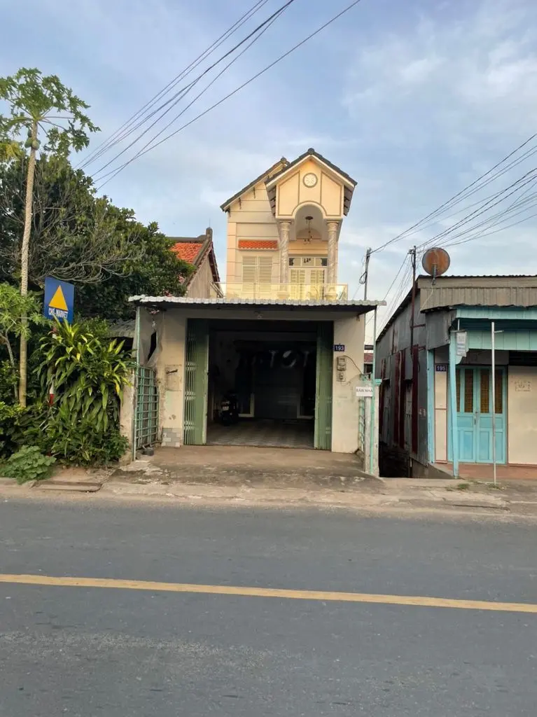Bán nhà cây số 2 Long Sơn Tân Châu AG