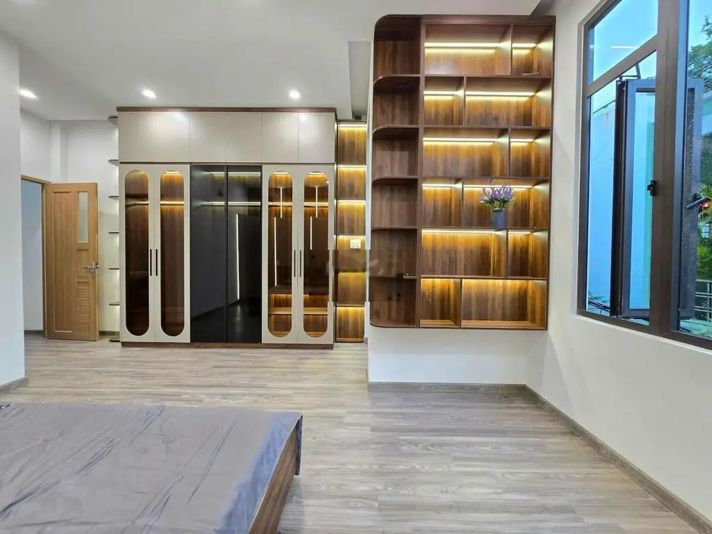 CẦN BÁN GẤP NHÀ 3T SIÊU ĐẸP, NGAY CHỢ CỒN, BIG C, GIÁ SIÊU RẺ CHỈ 5TY4