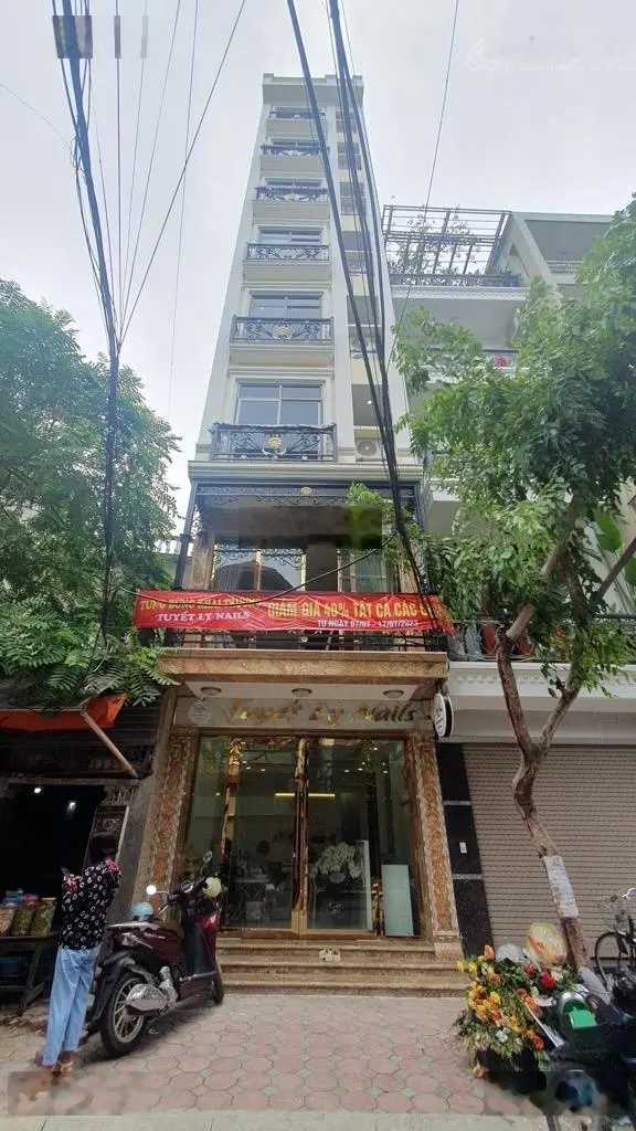 Bán toà CCMN 103 m2 - 9 tầng - 41 căn hộ khép kín, dòng tiền 220 triệu/tháng