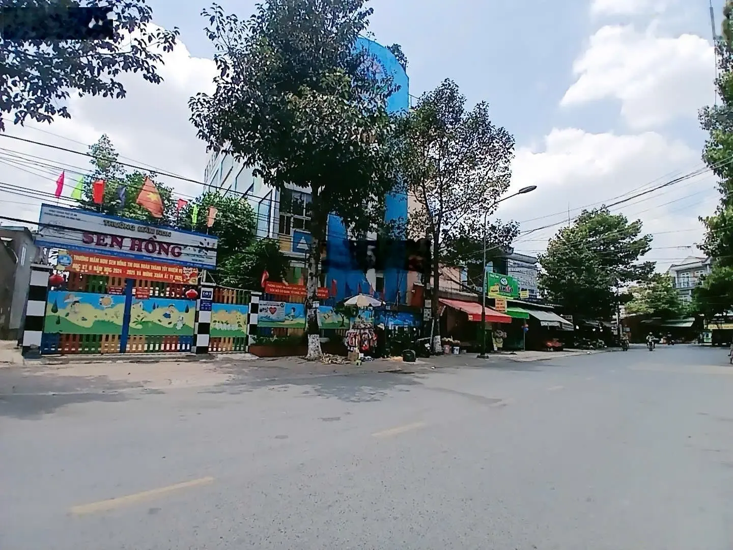Bán nhà mặt tiền kinh doanh đa ngành nghề-ngay chợ dĩ an-trung tâm hành chính dĩ an 139m 0975058869