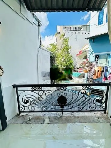 Nhà mới đẹp, Hẻm ba gác sát HXH Nguyễn Văn Đậu P.11 BT 36m2, 3 tỷ75