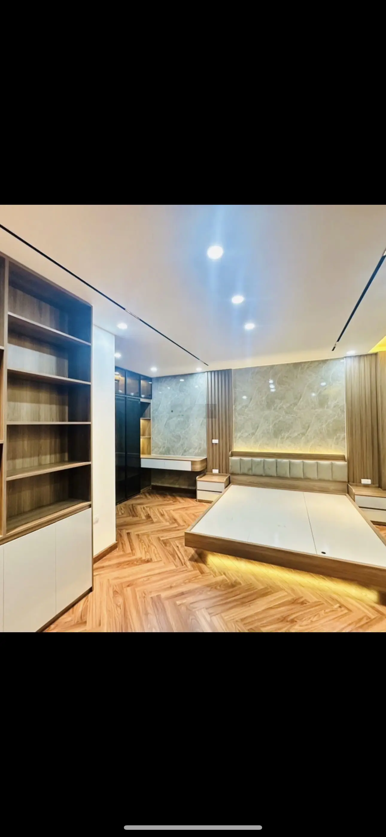 Tôn đức thắng_1 bước ra mặt phố_dân xây chắc chắn_thang máy_ở và kinh doanh dt:50m_mt:6,9_13,4 tỷ