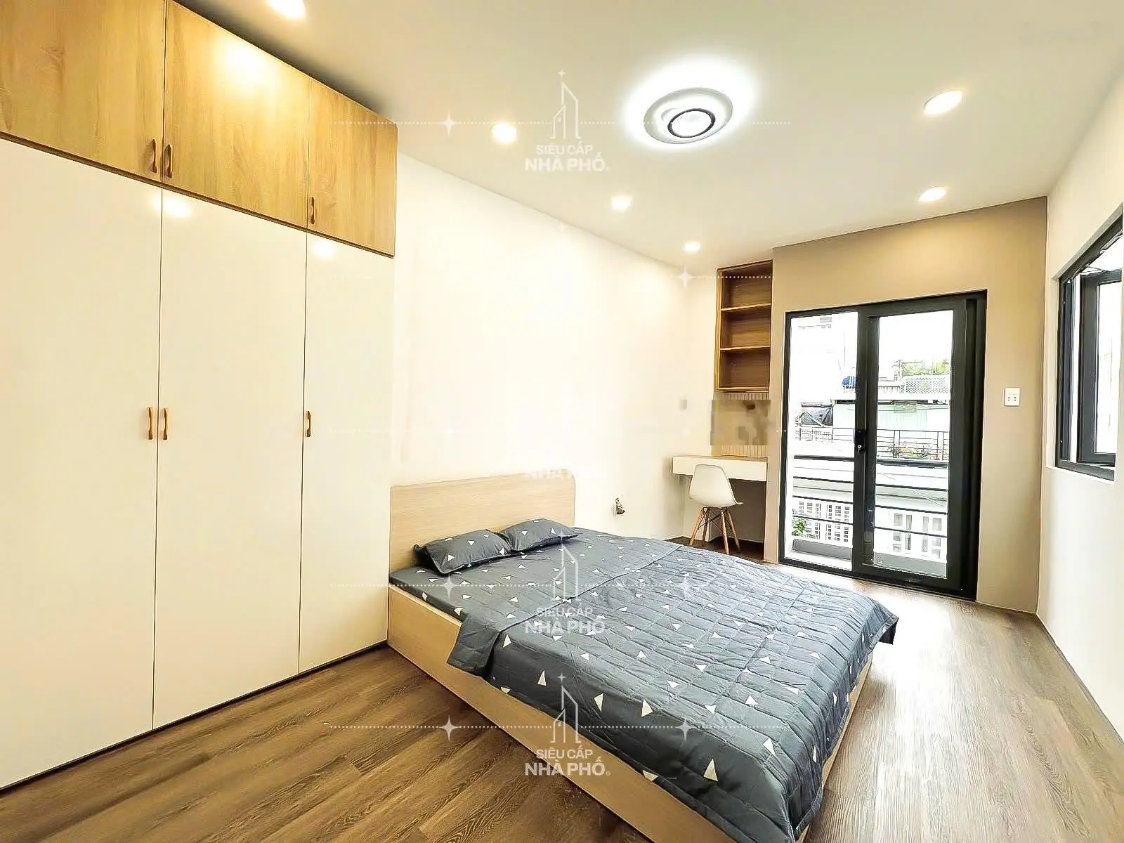 Cực đỉnh tại Thích Quảng Đức, Phú Nhuận - Nhà Siêu đẹp full nội thất 64m2 - 4 tầng - nở hậu
