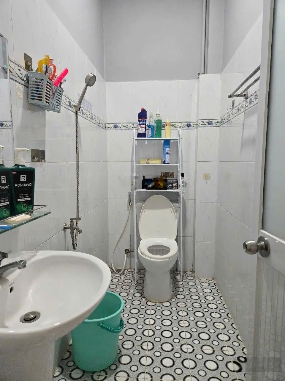 Bán nhà mặt tiền hẻm xe hơi 1716 Huỳnh Tấn Phát. TT Nhà Bè. DT 4.2x12.5m. Trệt lầu. Giá 4.3 tỷ