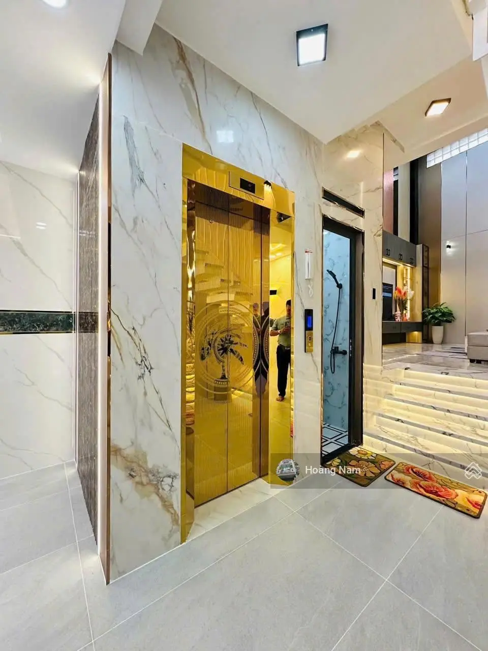 Cần xoay tiền bán nhà hẻm 5m 65m2 Võ Văn Tần, Q3. Xây trệt 4 lầu. Gần chợ Bàn Cờ rất tiện