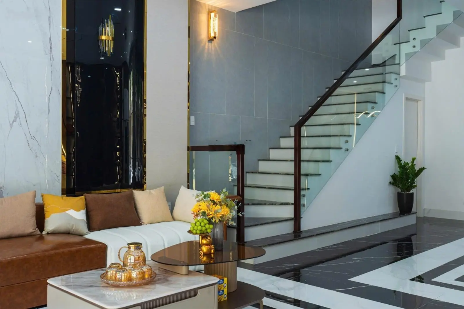 Bán nhà phố Tiên Sơn - Nhà phố cực đẹp đối diện Lottle