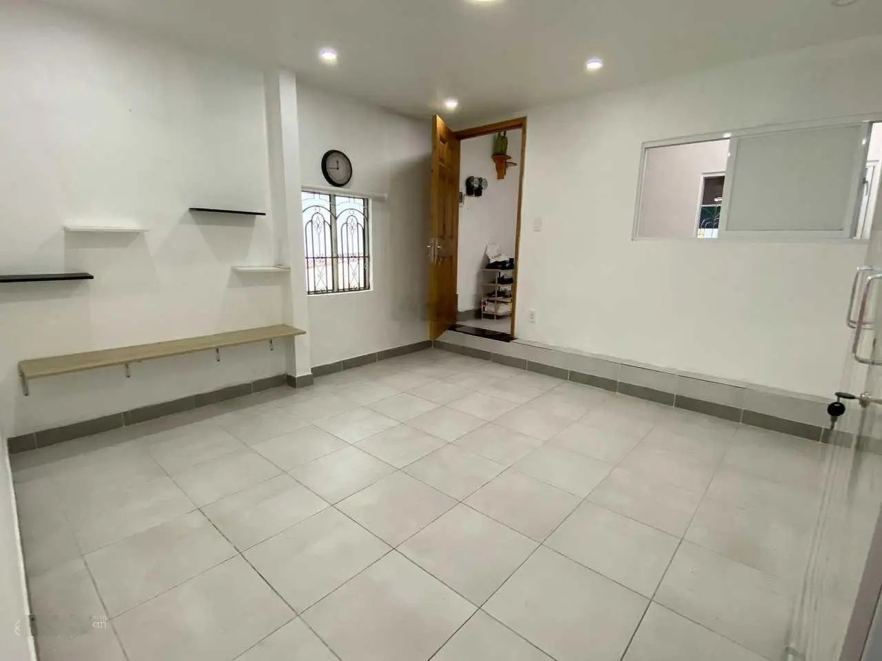 Nhà ngon tiện mua vào ở ngay, khu sang, hẻm 4m, Lê Văn Sỹ-P12-Q3-(4.3x17m=72m2)-KC 4T- chỉ 9.5 tỷ