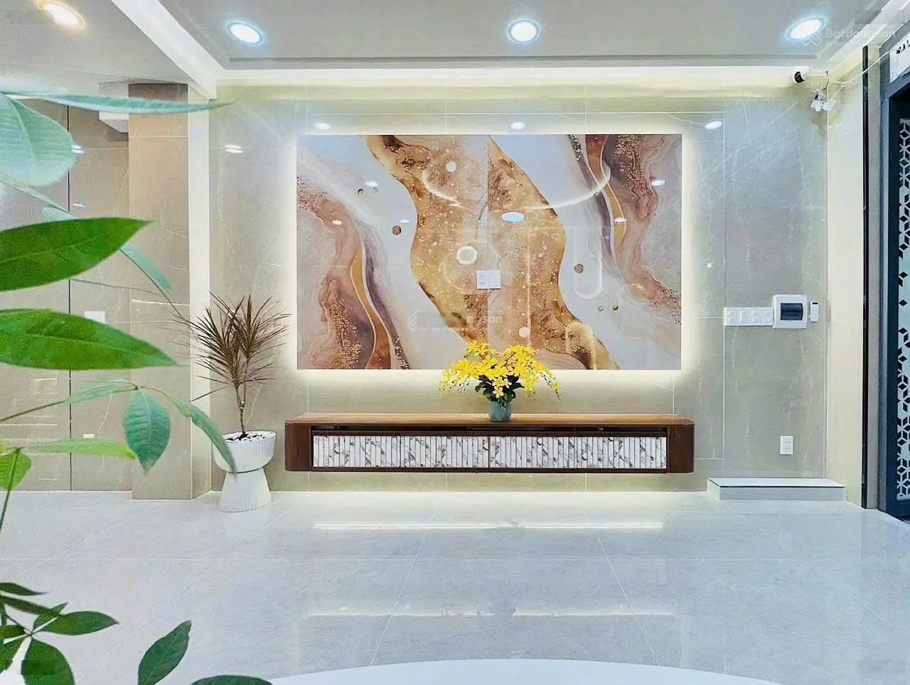 [ Quận 6 ] 5 tỷ 500 ( Nắm Chủ ) Chính chủ gởi bán Nhà hẻm 1/ đg Minh Phụng, P6 Q6.