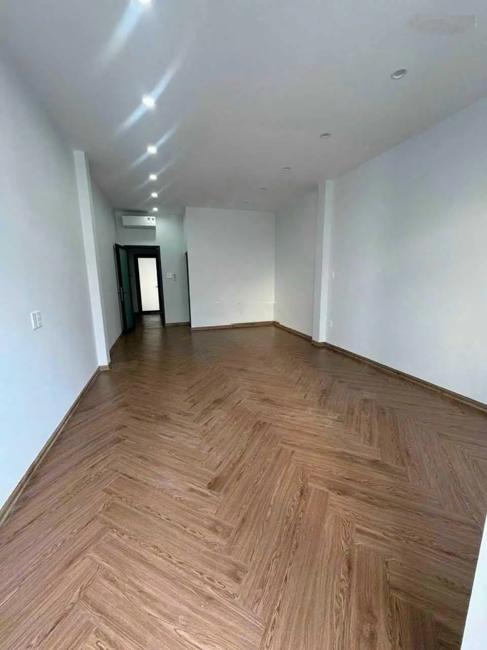 Tôi bán nhà gấp đường Bàu Cát 1 - P14 - Tân Bình, 62,8m2 vừa mới cho thuê 24triệu, sổ đẹp