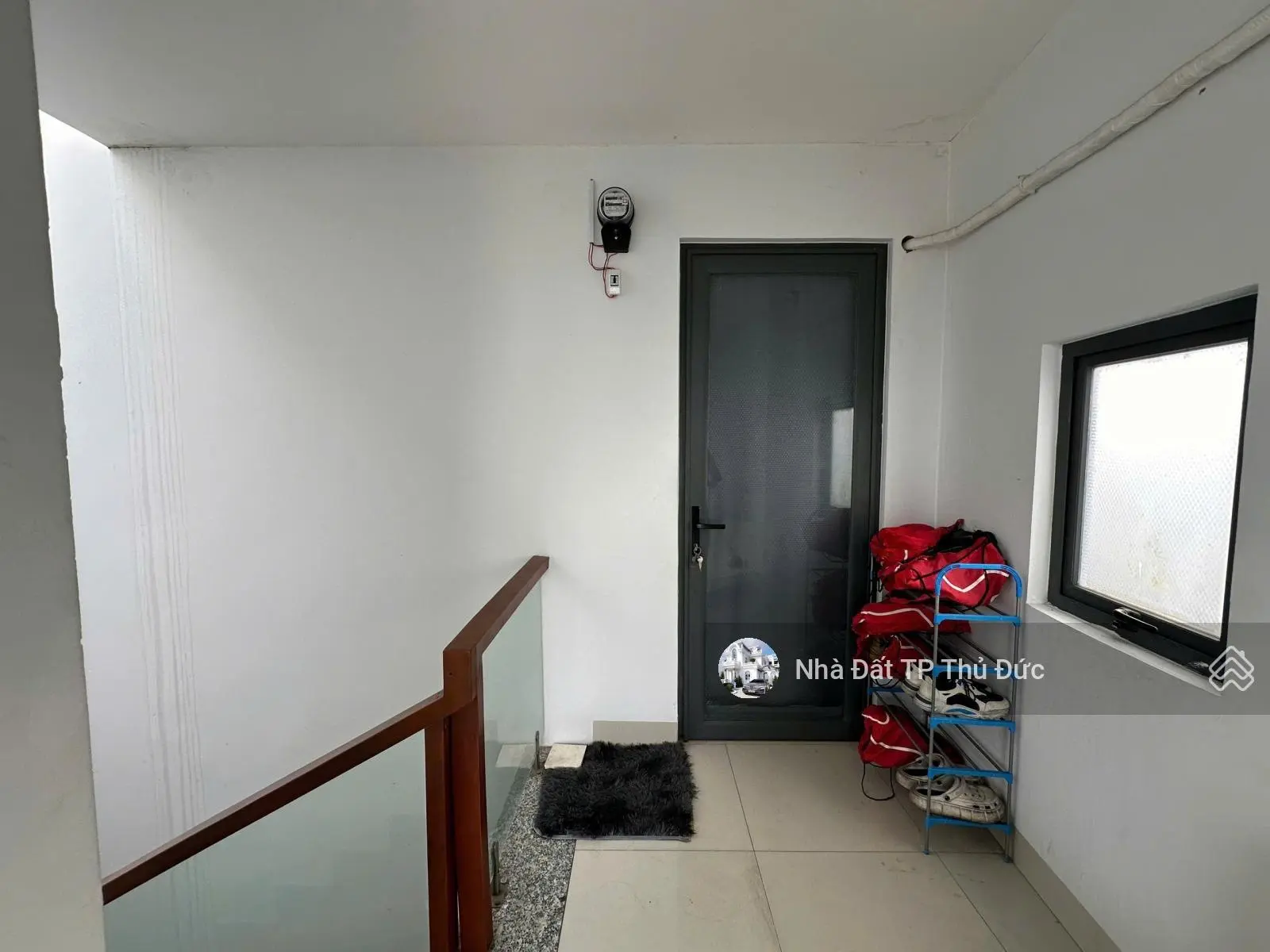 Vừa kinh doanh vừa ở - nhà 4 tầng giá siêu tốt - Sát bên Hoàng Diệu 2, Linh Trung, ngã tư Thủ Đức