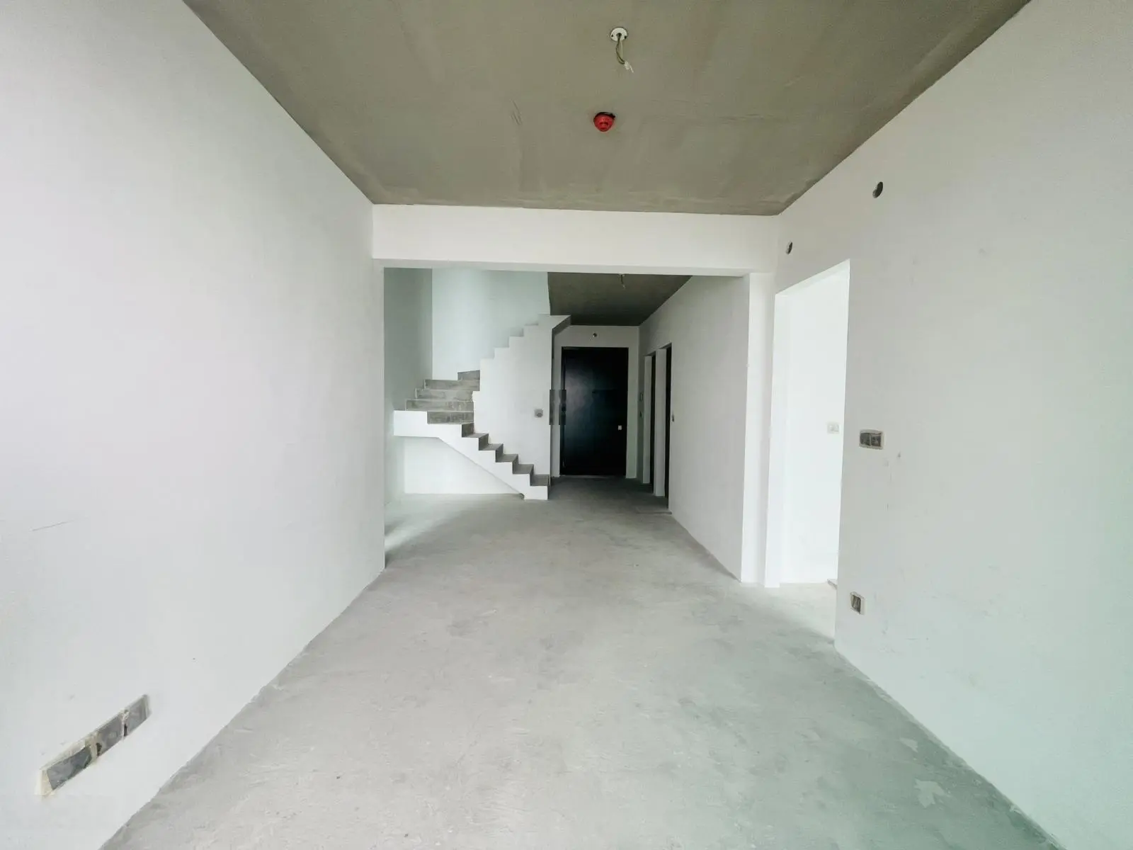Hot Deal - Bán căn hộ duplex Sky Loft 3PN Tòa Altaz - Bàn giao nhà thô, Giá 11.3 tỷ - View Landmark