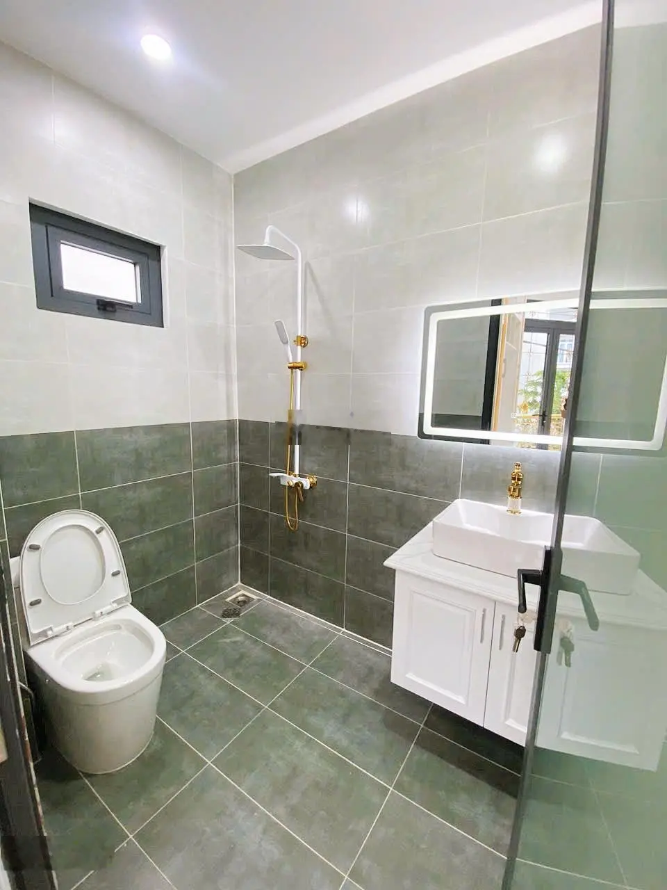 Bán nhà mới góc 2 mặt tiền-khu dân cư-huỳnh tấn phát-nhà bè
