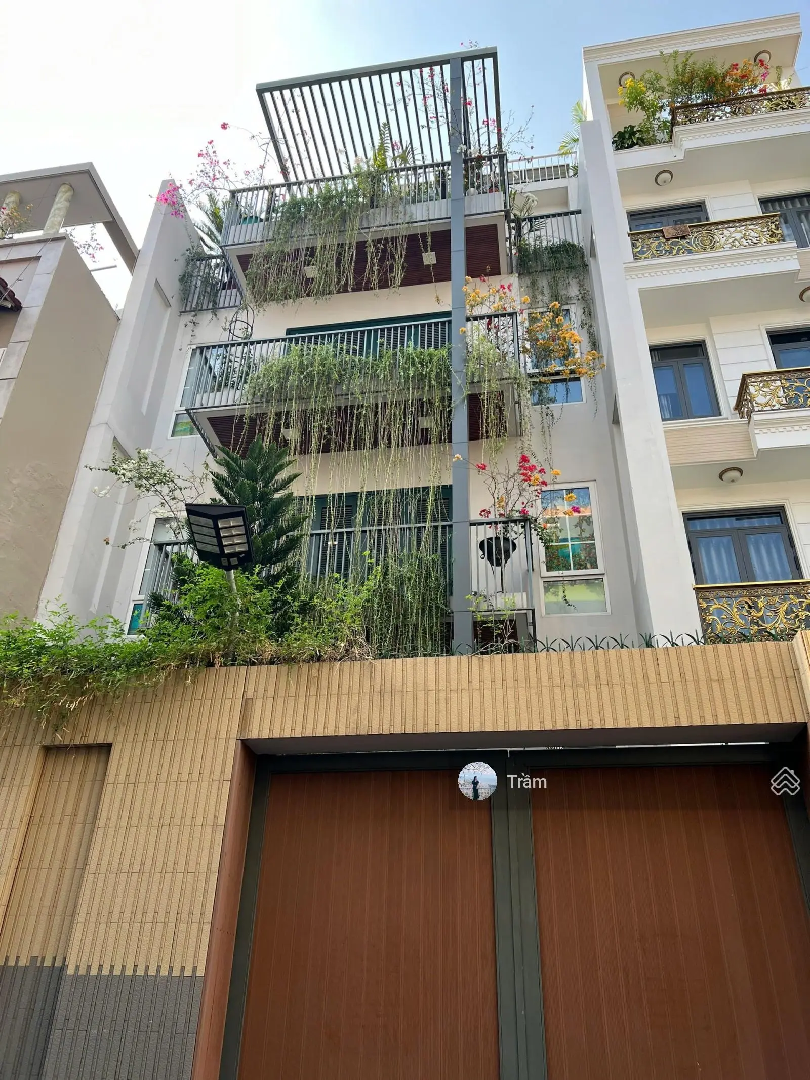 Bán nhà HXH vị trí đẹp Đường Nguyễn Đình Chiểu Quận 3. KC: 4 tầng. DT: 6.2x17m. Giá nhỉnh 24 tỷ.