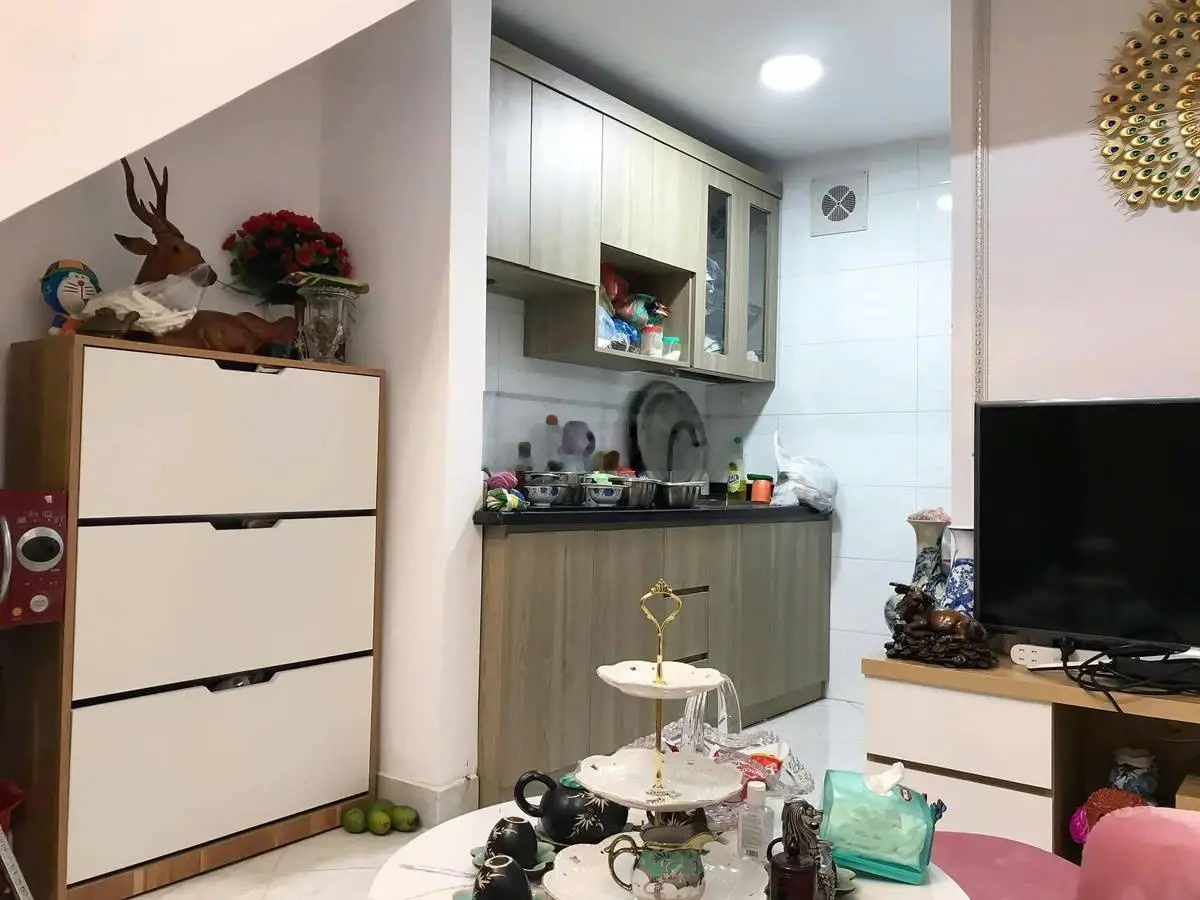 Bán nhà riêng tại Văn Miếu, Đống Đa, Hà Nội, 4,47 tỷ, 25m2, 4 tầng, 3PN, 4WC