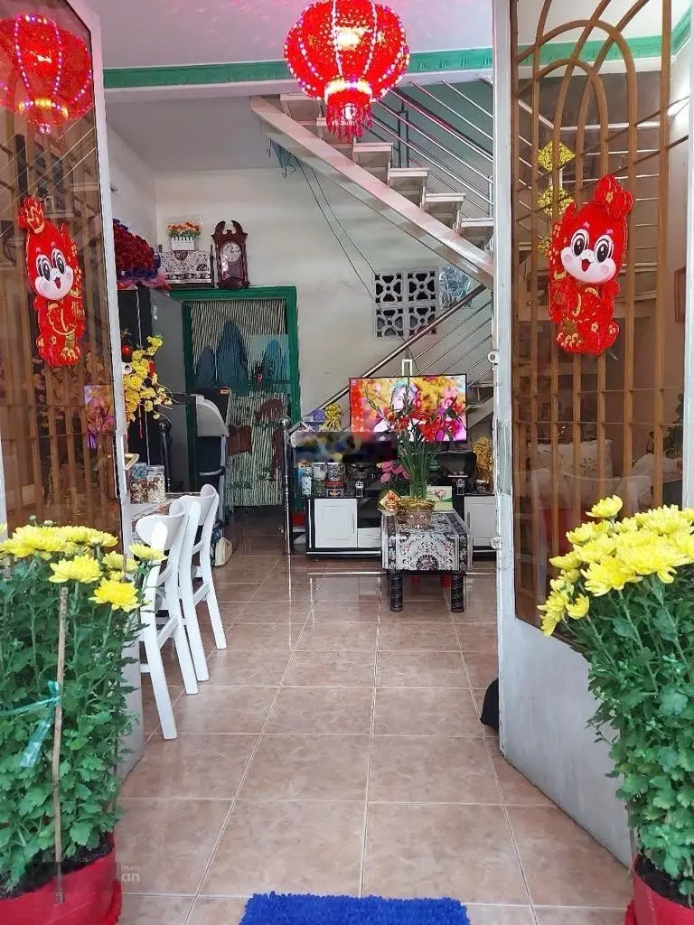 Bán gấp nhà riêng Lê Văn Quới, BTân, 52m2, 2 tầng đúc, hẻm xe hơi 5m, gần 4 xã, nhỉnh 5 tỷ.