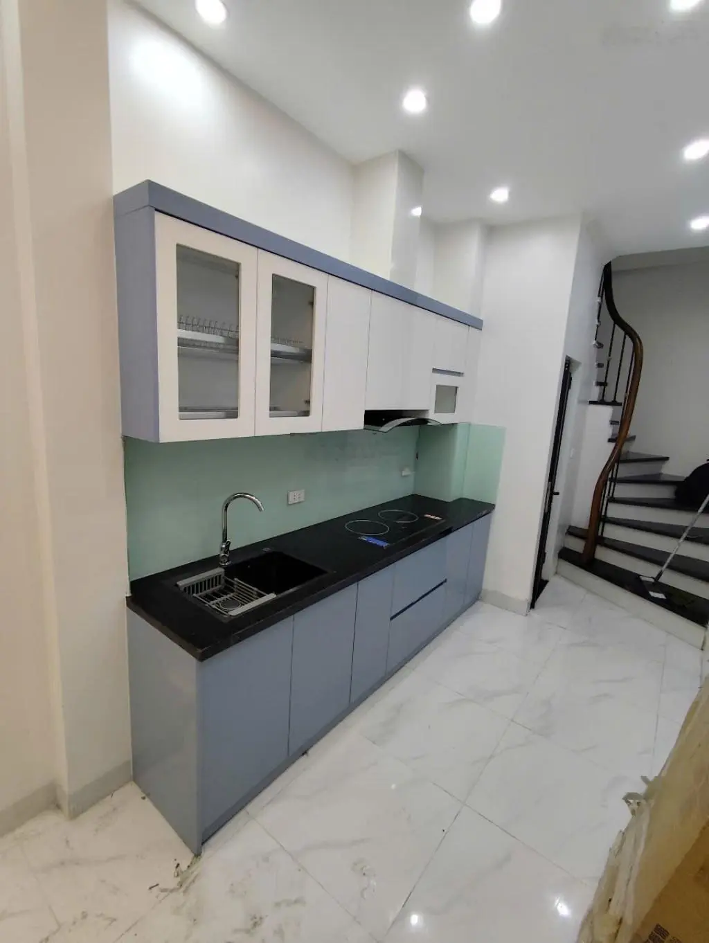 Đại La - Hai Bà Trưng - nhà xây mới tặng full nội thất. SĐCC sẵn sàng giao dịch