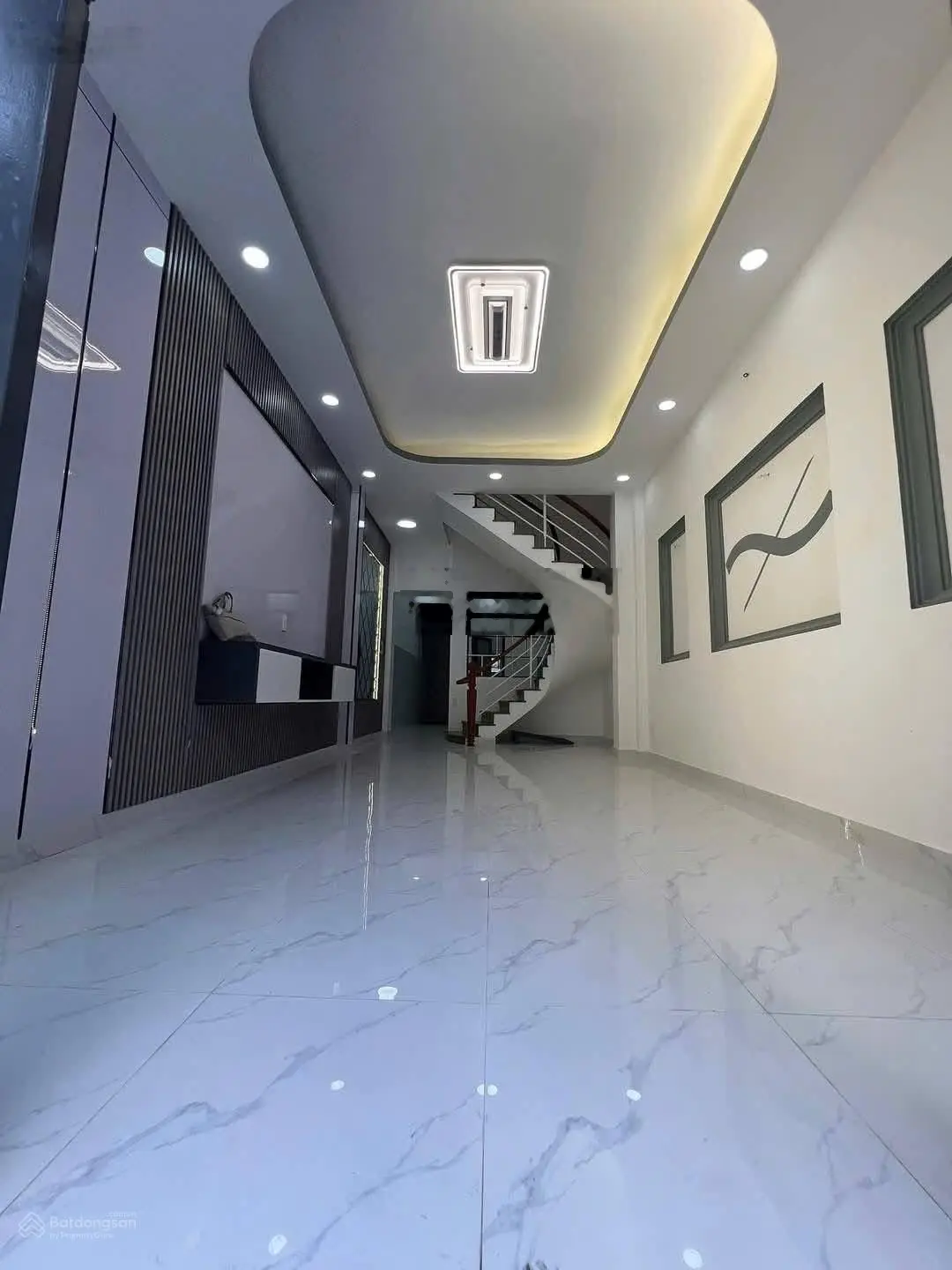 Bán nhà mới xây đẹp lung linh đường Nguyễn biểu P2 Q5. Hẻm thẳng cách đường 30m (4x14m) 8.9 tỷ