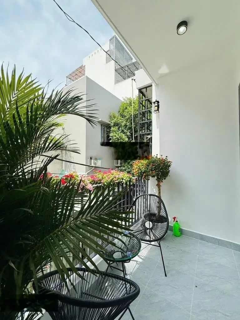Nhà căn góc đẹp 3 tầng, 3PN vài m tới đường Nguyễn Văn Công, P3, Gò Vấp. Giá bán chỉ 4.790 tỷ