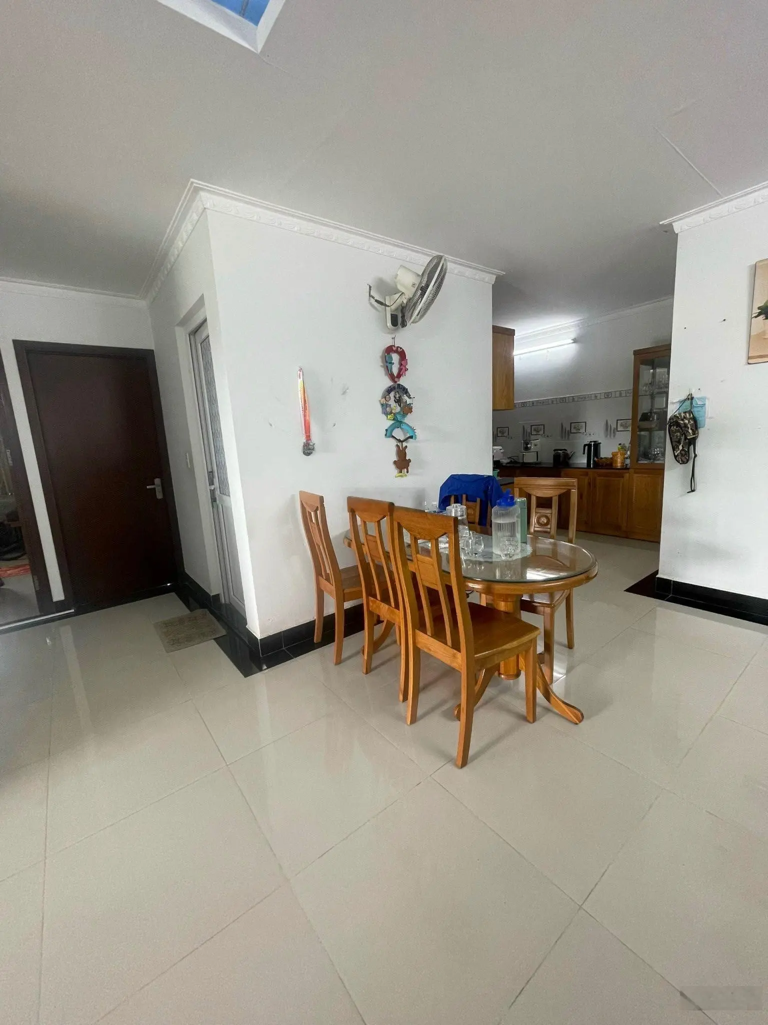 Bán căn hộ Phoenix 3 phòng ngủ diện tích 107m2 tầng thấp view hồ đẹp giá chỉ 3tỷ05