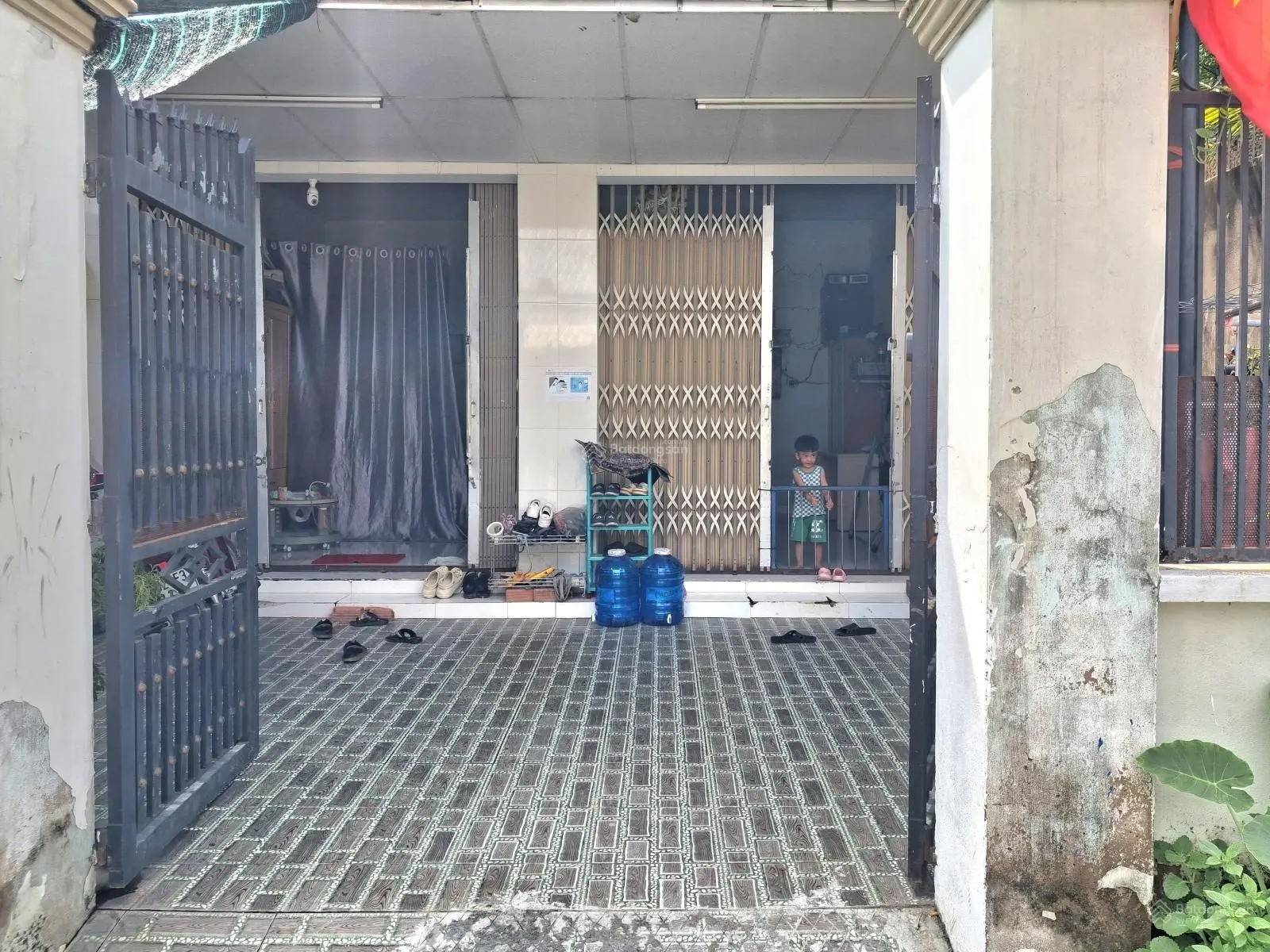 Giảm sốc 1 tỷ, giá mới 9,15 tỷ, mặt tiền đường số Lò Lu Quận 9, DT 140/122m2(7,5x16) nở hậu 0,1m