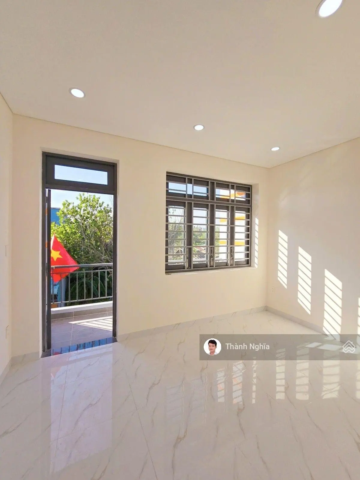HIẾM! Nhà 3 tầng 4.4x11.5m, 3PN, 3WC sát Nguyễn Duy Trinh chỉ nhỉnh 4 tỷ