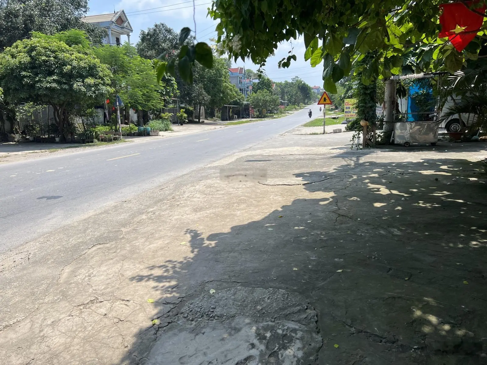 Gia đình cần bán gấp 200m2 full thổ cư mặt tiền 8m mặt Quốc lộ 6 khu vực thành phố Hòa Bình Kỳ Sơn
