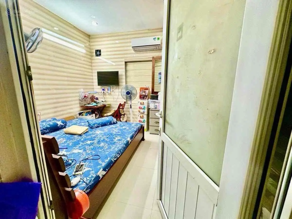 Bán nhà tập thể BCA Thái Thịnh Đống Đa 70m 2 ngủ tầng 1 ở và KD giá tốt 3.8 tỷ. LHTT 0978 820 ***