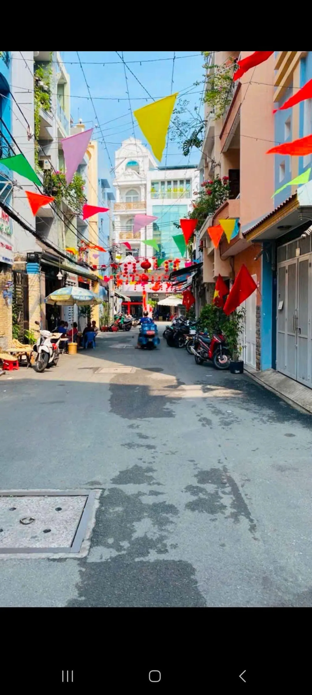 Giảm 1 tỷ huỳnh văn bánh phú nhuẫn hxt né. sát mặt tiền 44m 4tâng 5pn còn 10 tỷ.