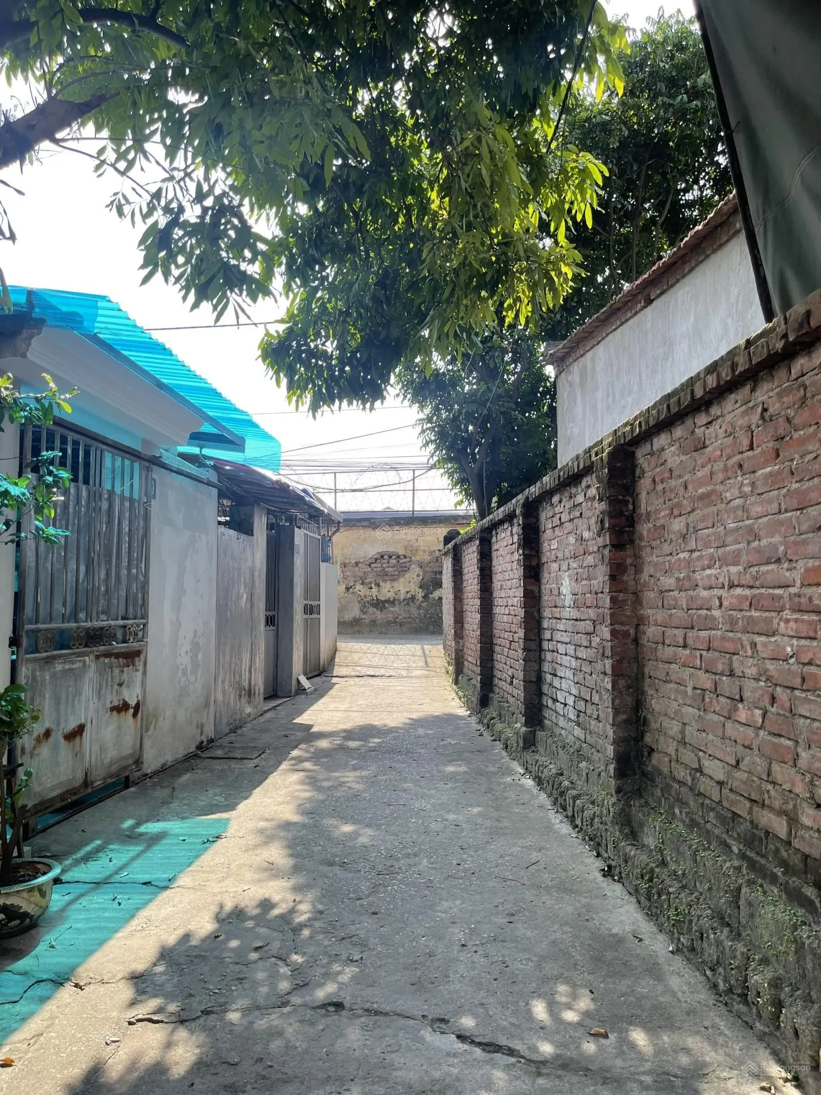 Cần bán nhà riêng giá 2,55 tỷ VND tại Thị trấn Yên Viên, Gia Lâm, Hà Nội