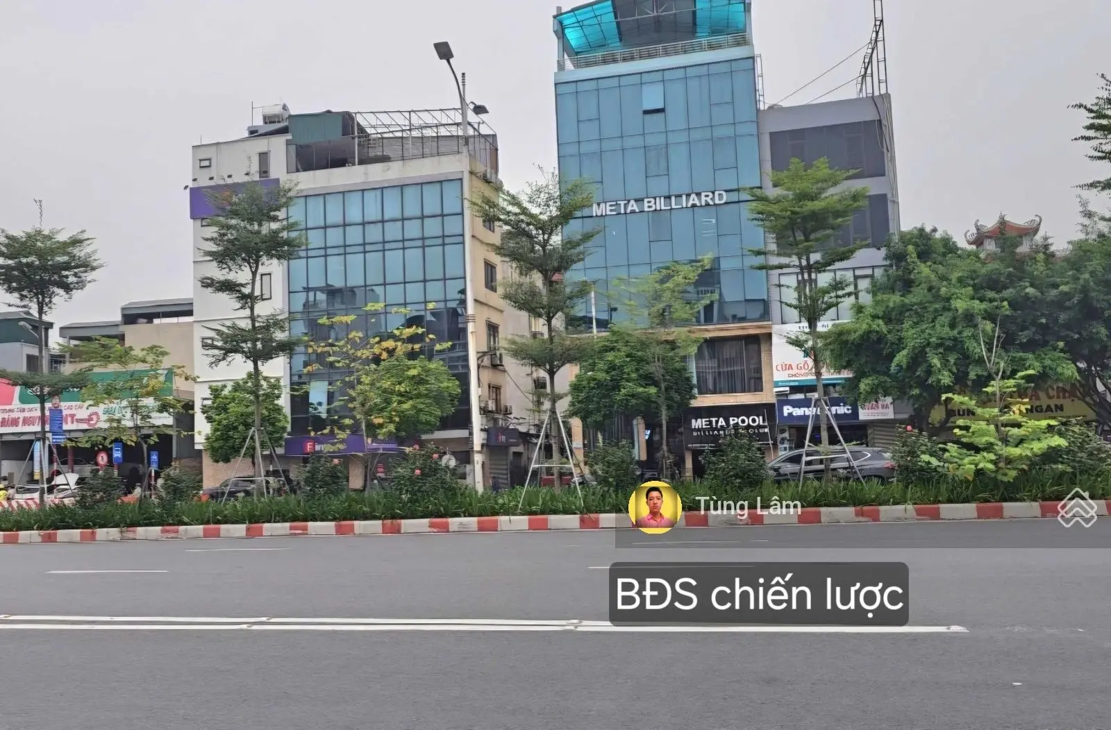 Mặt tiền 8m - mặt phố Đàm Quang Trung, đón đầu cầu Vĩnh Tuy - sát Aeon