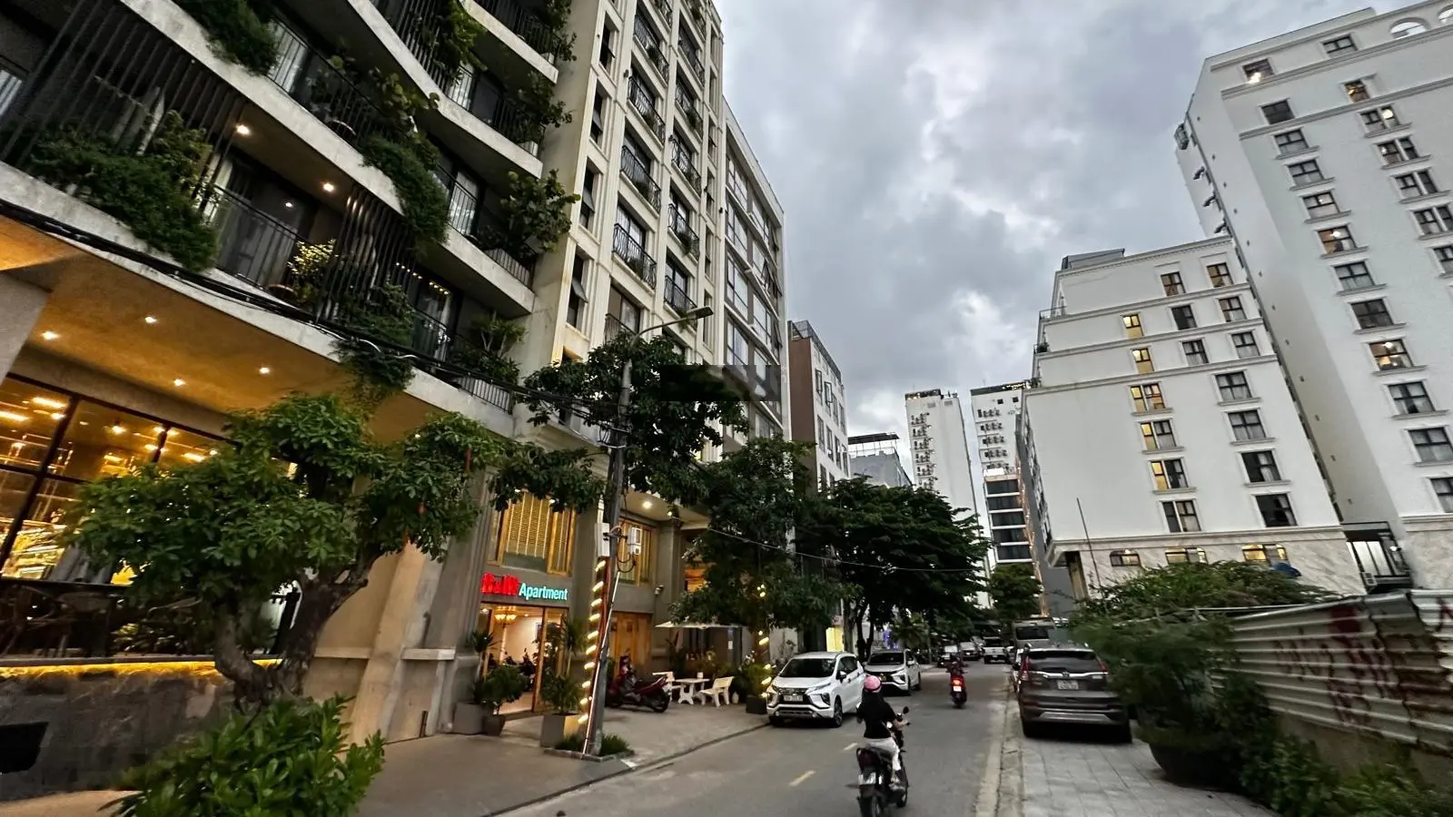 Gia đình tôi: Bán lại lô đất ~300m đường An Thượng 31 khu xây dựng cao tầng sát Biển Mỹ Khê giá tốt
