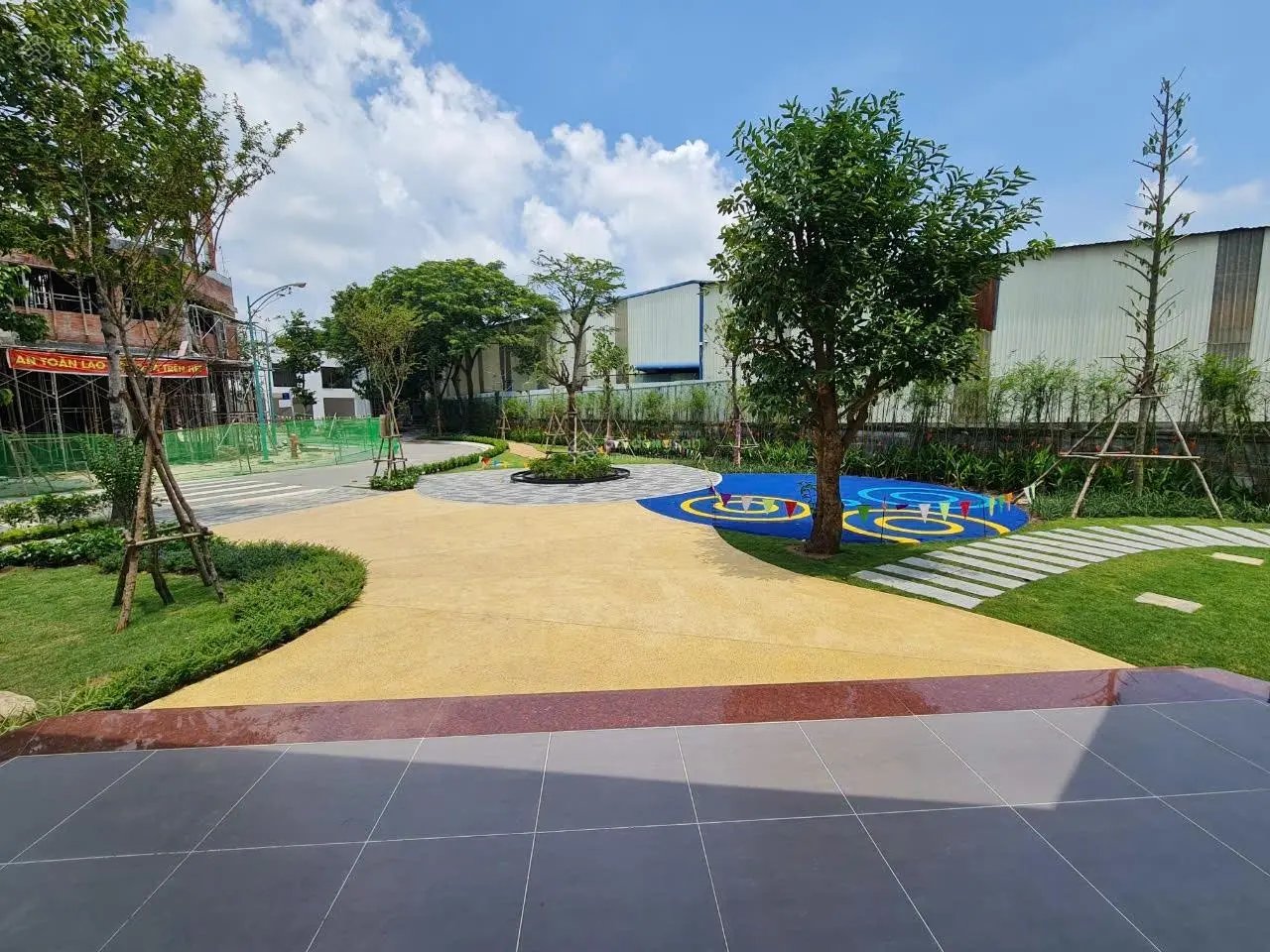 Nhà phố Chuyên gia Nhật gần VSIP Thuận An, 2 tầng, 90m2 giá 3,3 tỷ