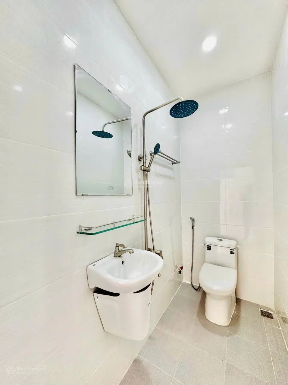Chủ gửi bán nhà hẻm 546// Nguyễn Văn Quá gần nhà hàng Đông Phương 2 tỷ 750tr/ 34m2 1 trệt 2 lầu
