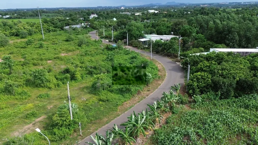 MẶT TIỀN KINH DOANH MUA BÁN HẺM HỒ THỊ HƯƠNG