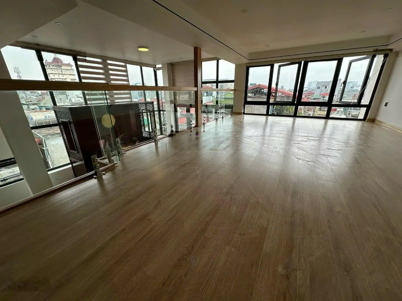 Võng Thị - Lô góc, 7 tầng thang máy, 70m2, chủ ở Durplex 6,7 & thuê 50 triệu, chỉ 13.8 tỷ