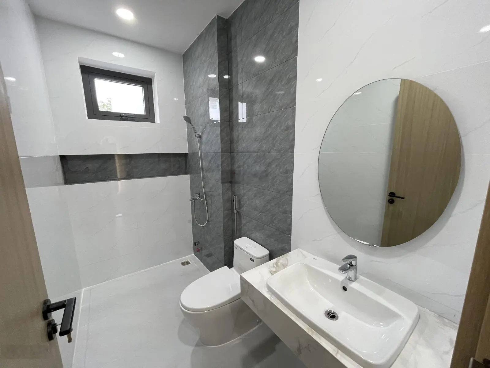 Siêu phẩm nhà xây mới gói 5 Mỹ Gia, Vĩnh Thái, Nha Trang. GIÁ CHỈ 7tỷ550tr