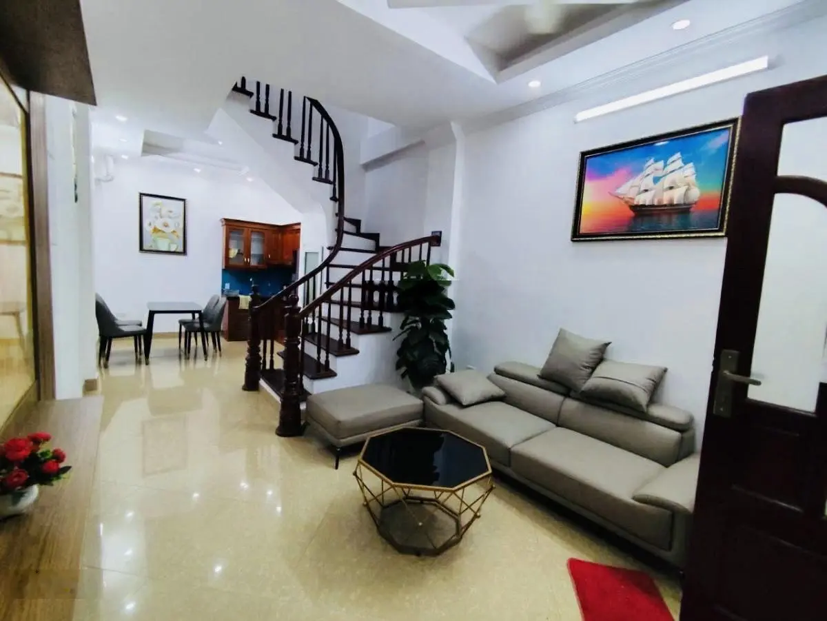 Nhà đẹp Khương Đình! Ngõ thông kinh doanh tốt, 2,5m, thoáng trước sau.