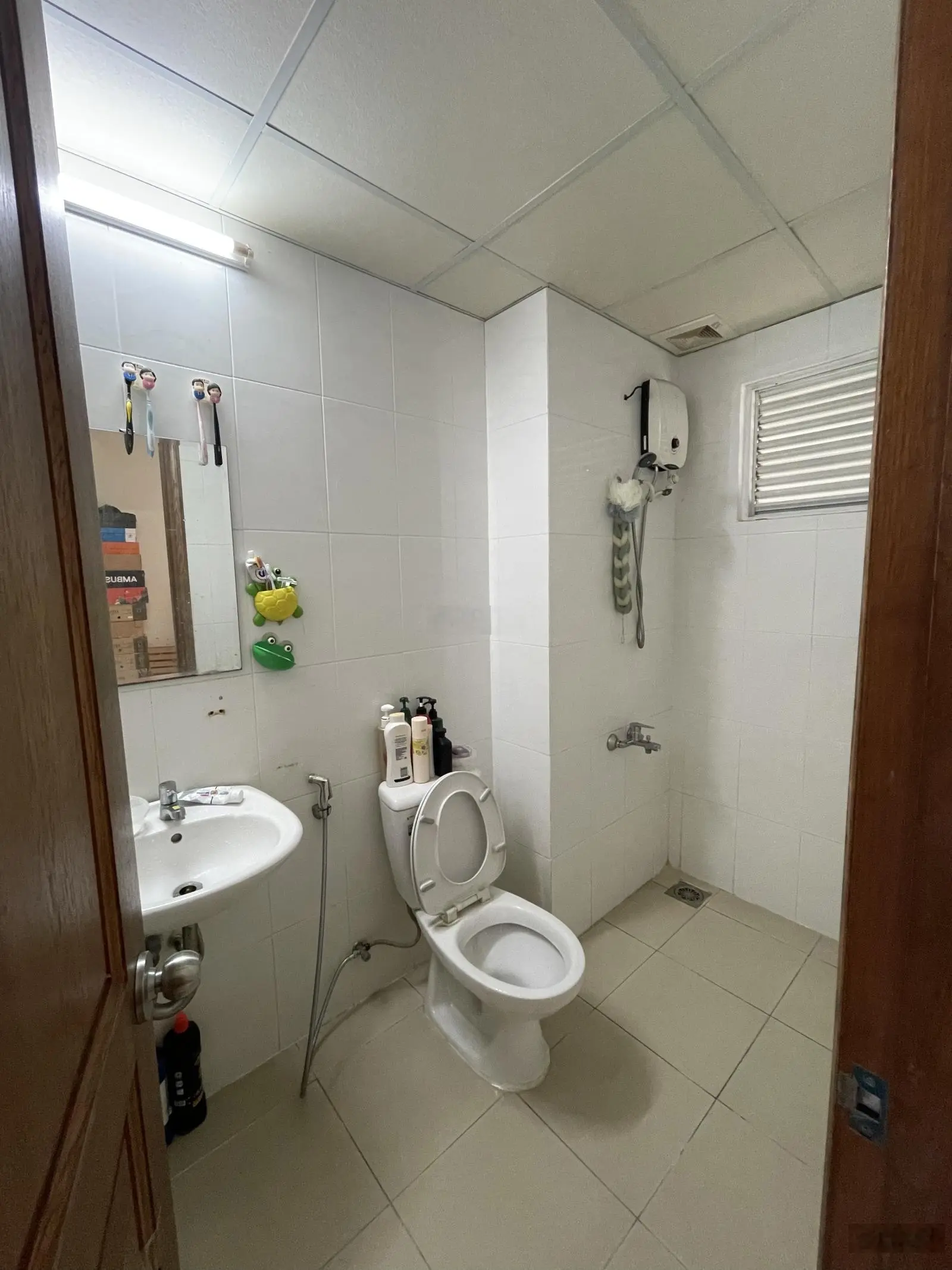 Bán gấp căn góc 2 pn, giá chỉ 2 tỷ tại chung cư ct3 vcn phước hải, nha trang