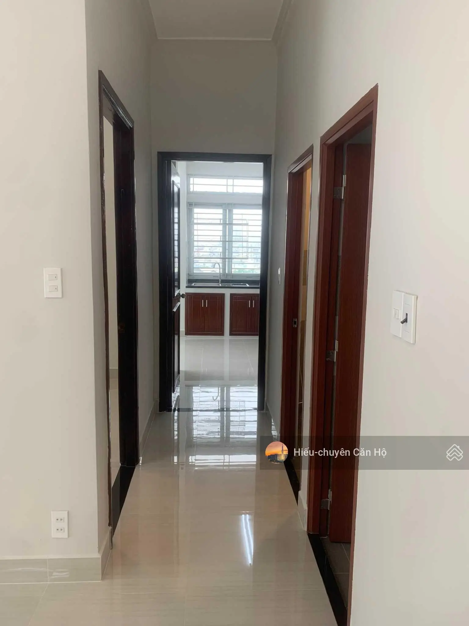 Bán chung cư 312 Lạc Long Quân Q11, căn 2PN nhiều loại diện tích, giá từ 2.2 tỷ. LH 0941 943 *** Thảo