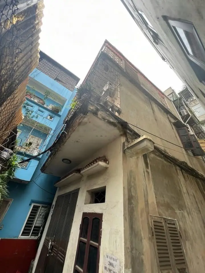 Nhà Võ Thị Sáu, gần Hồ Quỳnh, cách ô tô tránh 60m