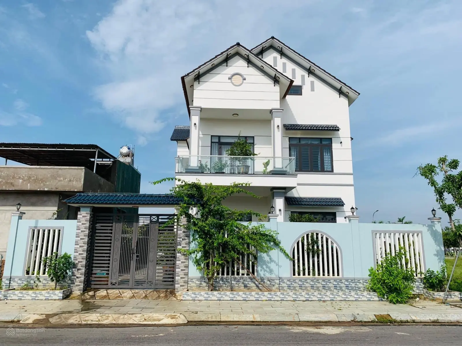 Lô góc biệt thự 317m2 KDC 577 - dự án đẹp nhất Quảng Ngãi