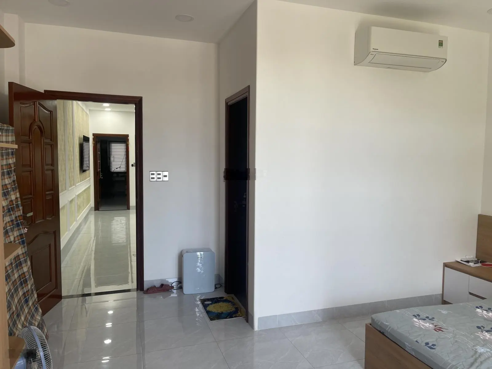 Bán nhà 4 tầng đối diện công viên nội thất đẹp sổ hồng cá nhân gần biển