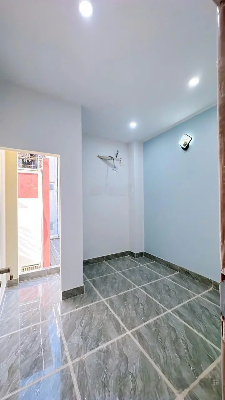Xe hơi đỗ cửa- 4 Tầng- Khu đường số F4Q4 - 2 MT hẻm trước sau- Giá 7t850