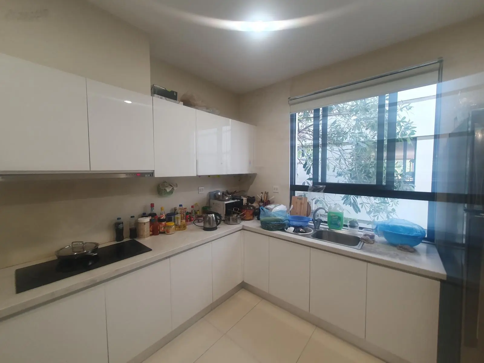 Bán nhà 40m2 x 6 tầng thang máy mặt ngõ phố Ngọc Khánh , Ba Đình , vỉa hè đường rộng , kinh doanh.