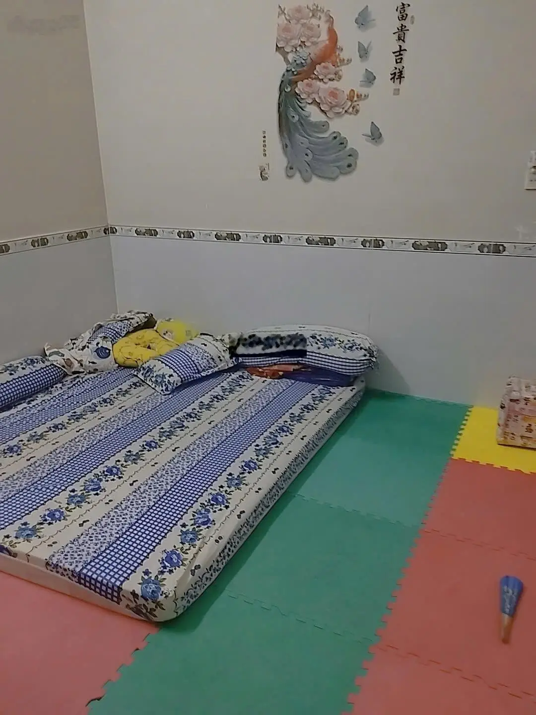Cần bán nhà mặt tiền kinh doanh 1 trệt 3 lầu khu dân cư đông tp dĩ an diện tích: 100m