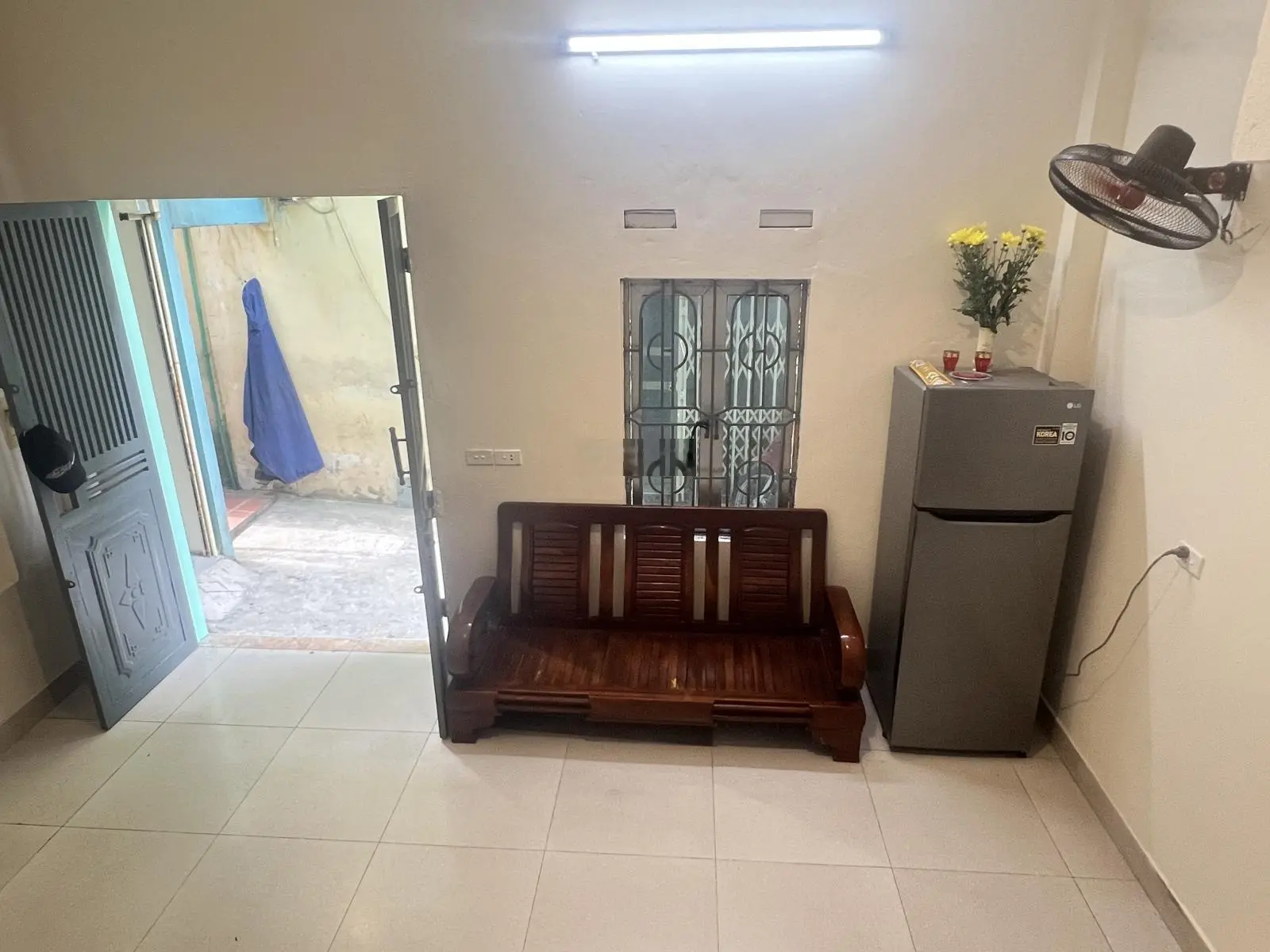 Siêu Hiếm, Nhà 4 Tầng Nguyễn Văn Cừ, ô tô đỗ cửa hơn 2 tỷ