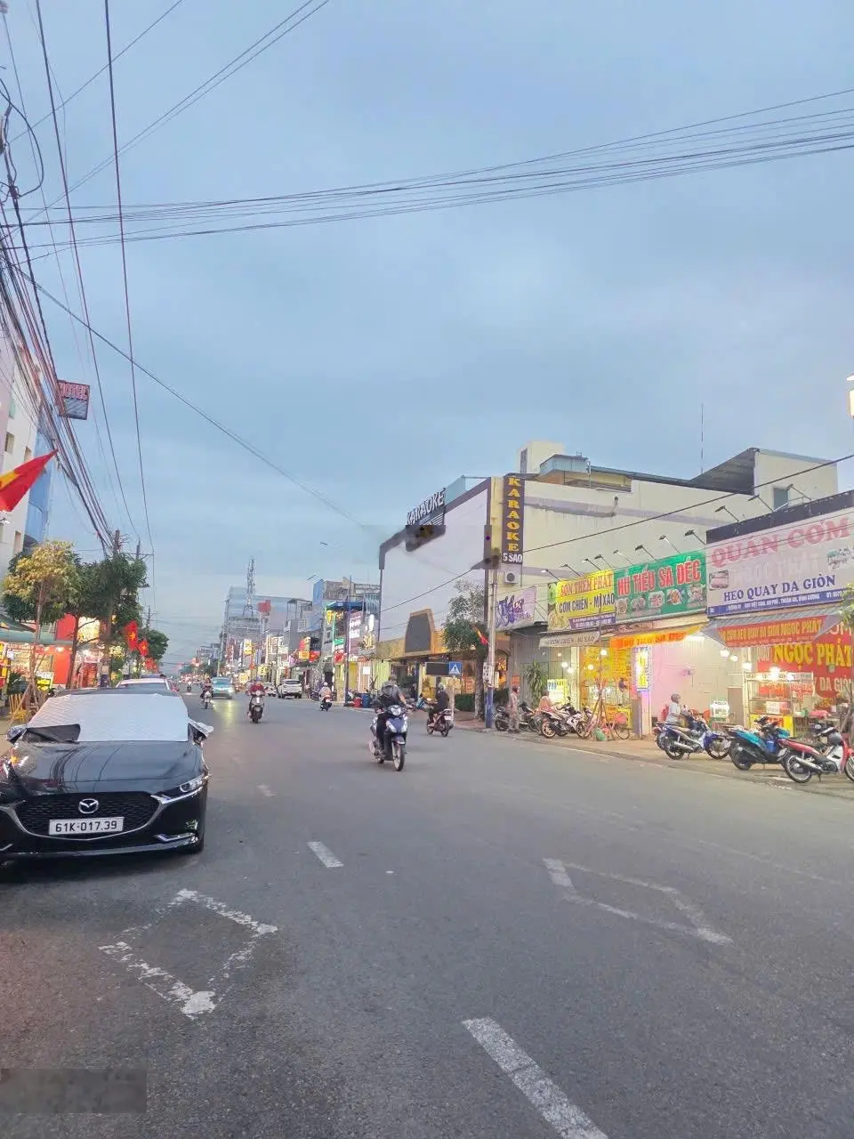 Chủ đi nước ngoài cần bán 10m mặt tiền đường D1 - KDC VS - An Phú - Thuận An. Đang sẵn thu nhập